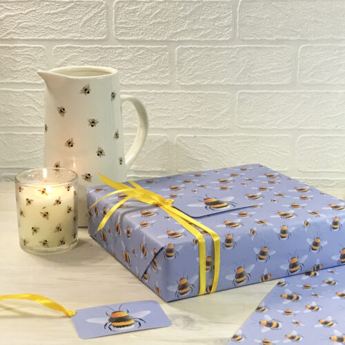 bumble-bee-wrapping-paper